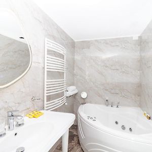 Garni Hotel Leopold I
